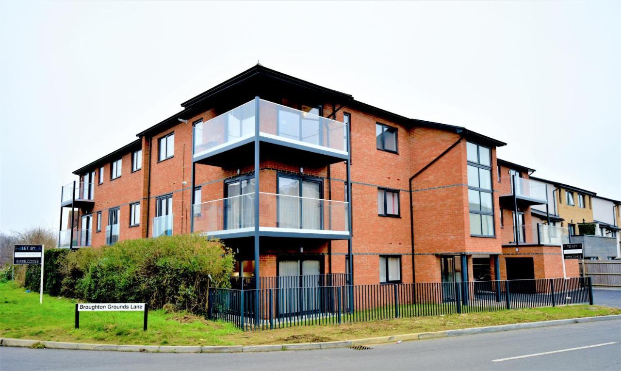 Exec 2Bed 2Bath Serviced Apartment Balcony Parking Milton Keynes Ngoại thất bức ảnh