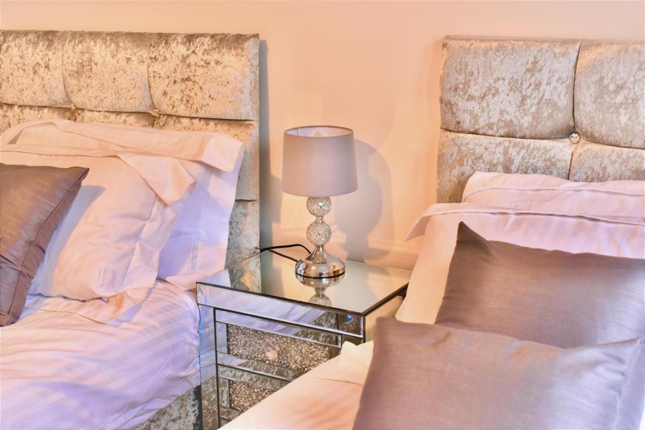 Exec 2Bed 2Bath Serviced Apartment Balcony Parking Milton Keynes Ngoại thất bức ảnh